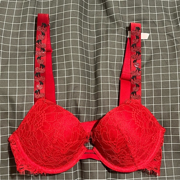 Red cherry shine strap push-up VS bra - Picture 1 of 17